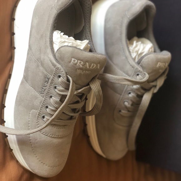 Prada Luxury velvet suede athletic shoe - Picture 5 of 8